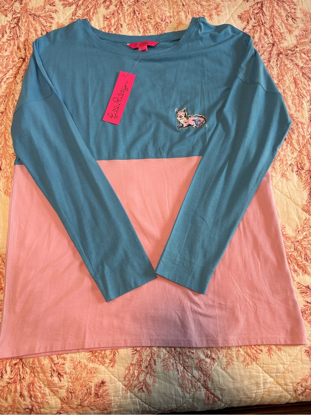 Lilly Pulitzer Blue Knit Crewneck Top with Pink Tag Accent